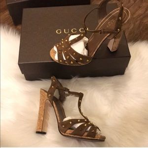 Authentic Gucci Spiked Jacquelyne Tan Suede Sandal